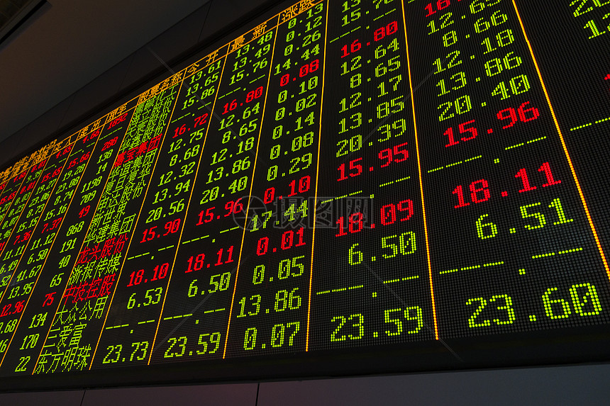 波音(BA.US)二季度业绩超预期 现金流损耗降至2亿美元