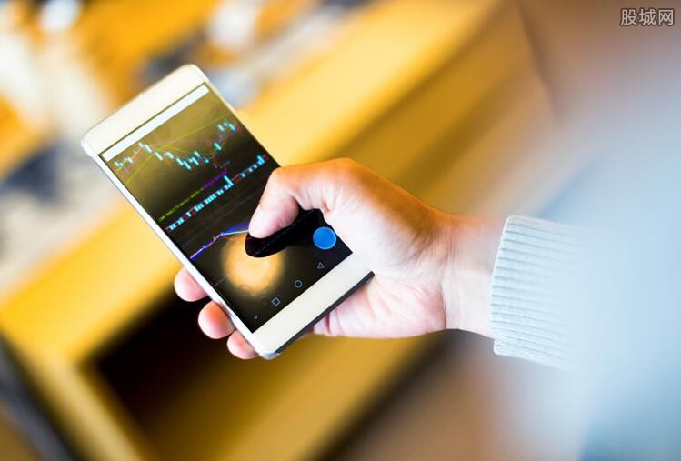 经络:美联储有机会于四季度降息 届时港元拆息上升压力或缓和